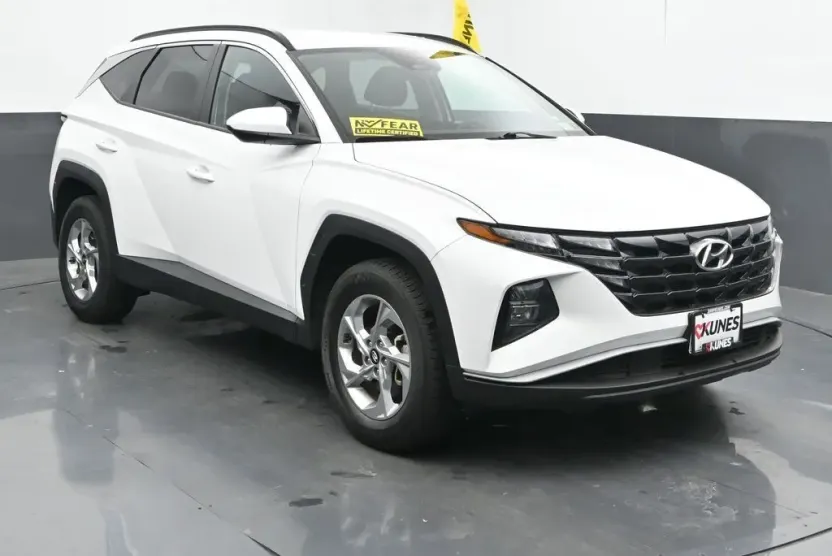 2024 Hyundai Tucson SEL photo 1