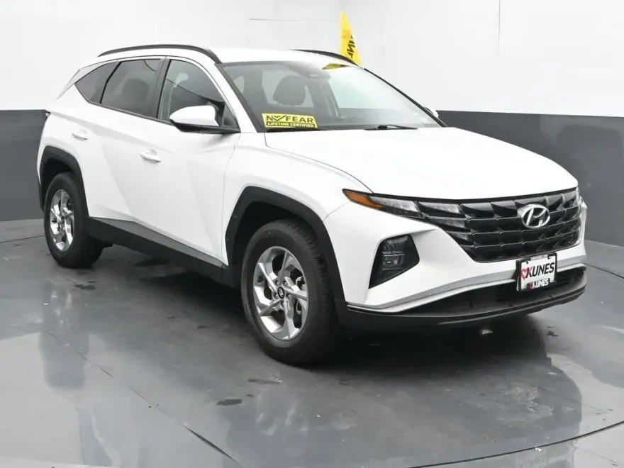 2024 Hyundai Tucson SEL photo 1