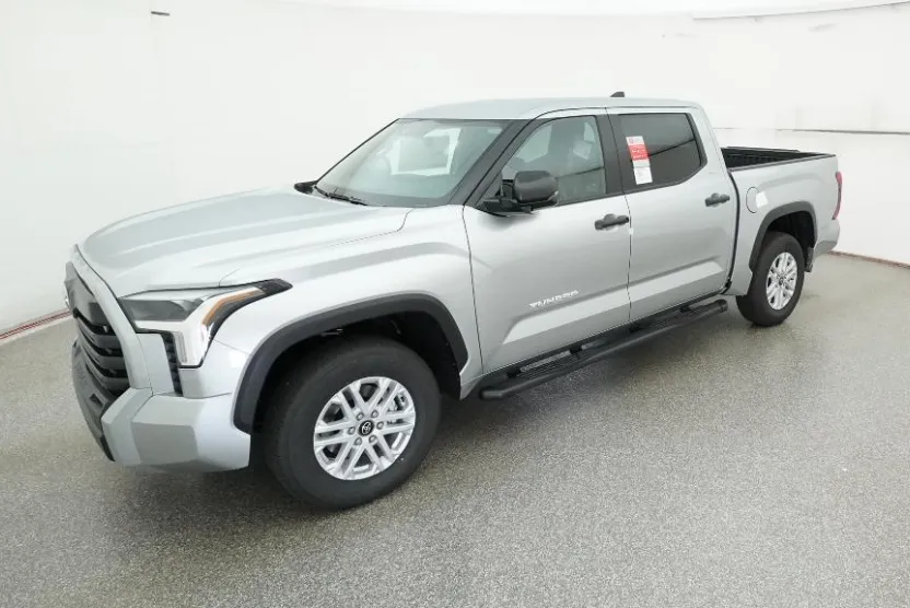 2026 Toyota Tundra SR5 CrewMax photo 1