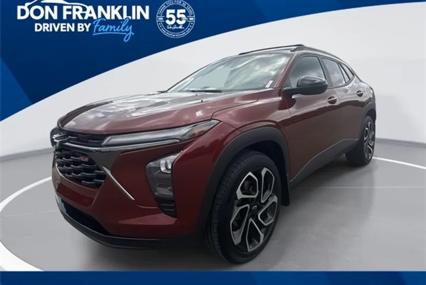 2024 Chevrolet Trax photo 1