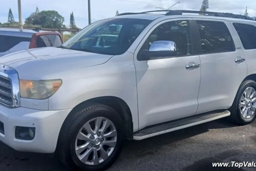 2010 Toyota Sequoia Platinum photo 1