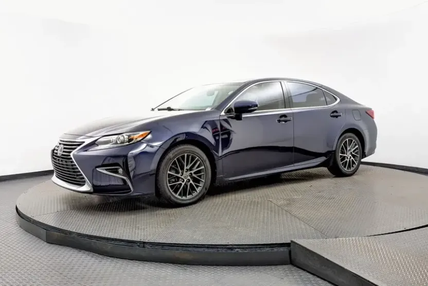 2017 Lexus ES 350 photo 1