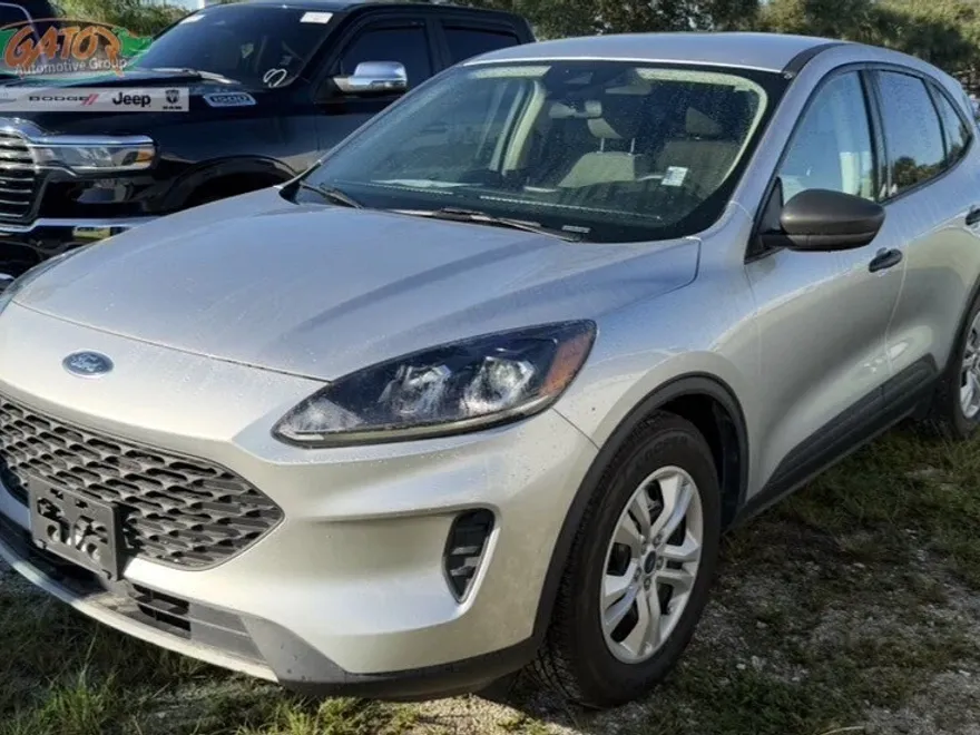 2020 Ford Escape S photo 1