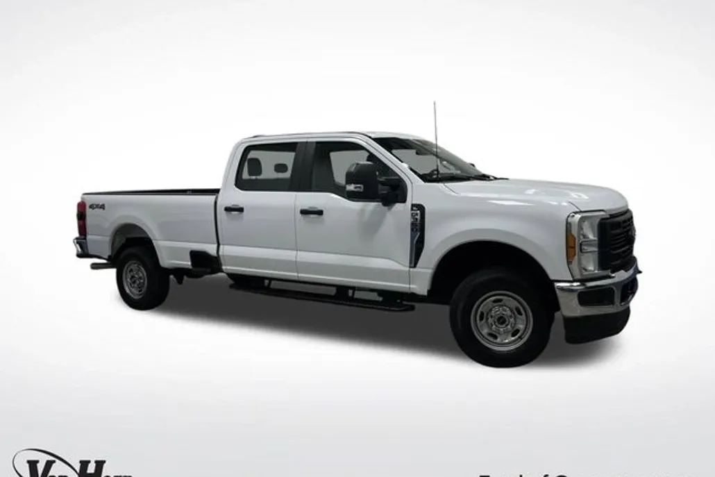 2023 Ford F-350 photo 1