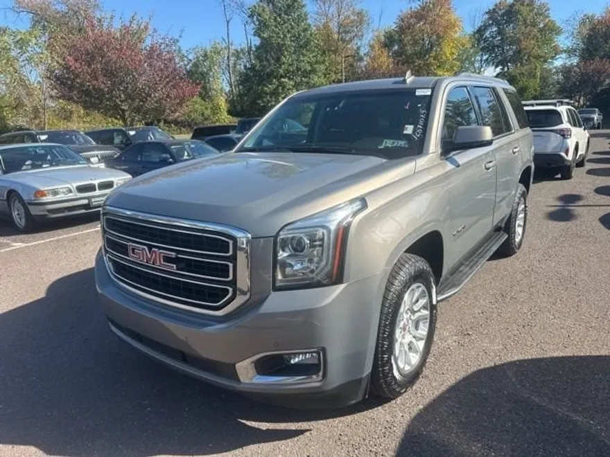 2019 Gmc Yukon SLE photo 1