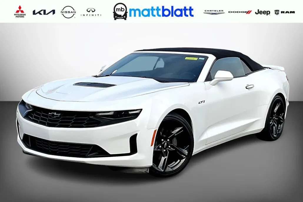2020 Chevrolet Camaro LT1 photo 1