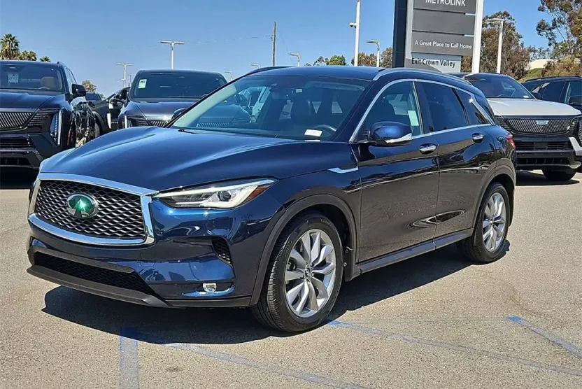 2019 Infiniti QX50 Luxe photo 1