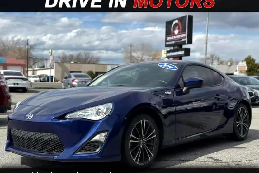 2016 Scion FR-S photo 1