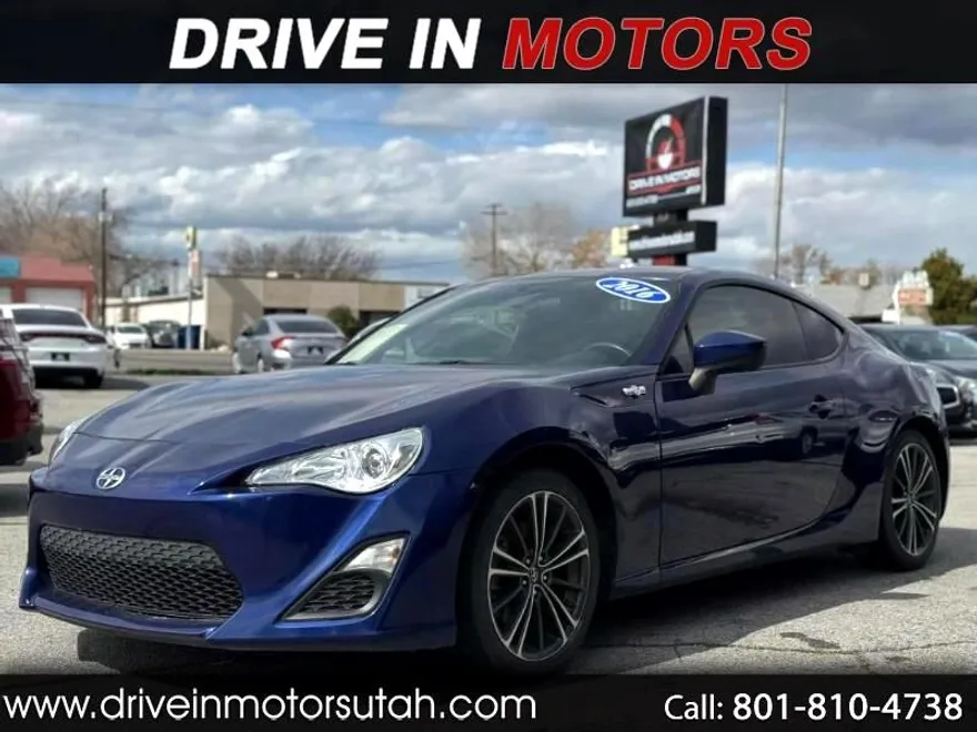 2016 Scion FR-S photo 1