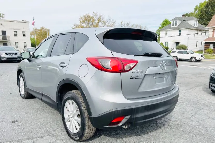 2013 Mazda CX-5 Touring photo 1
