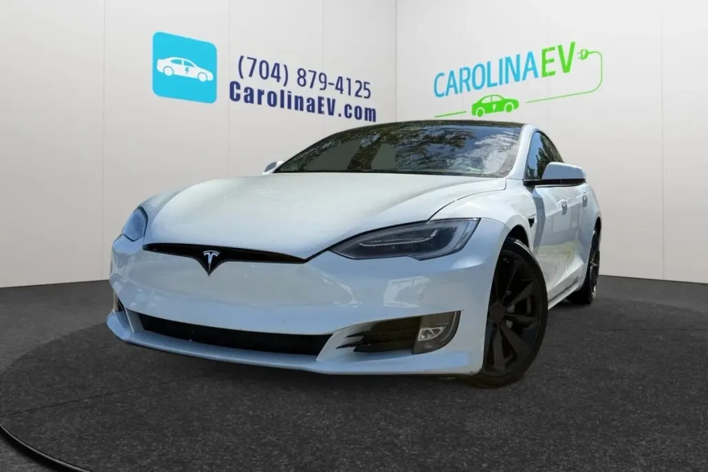 2020 Tesla Model S Long Range photo 1