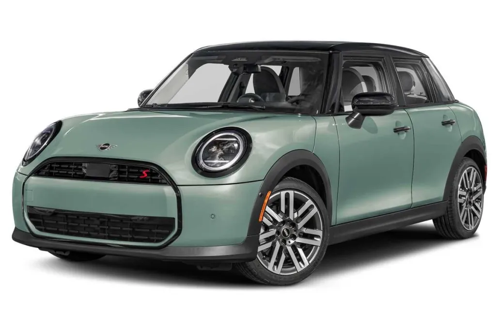 2026 Mini Cooper 4 Door Hardtop S photo 1