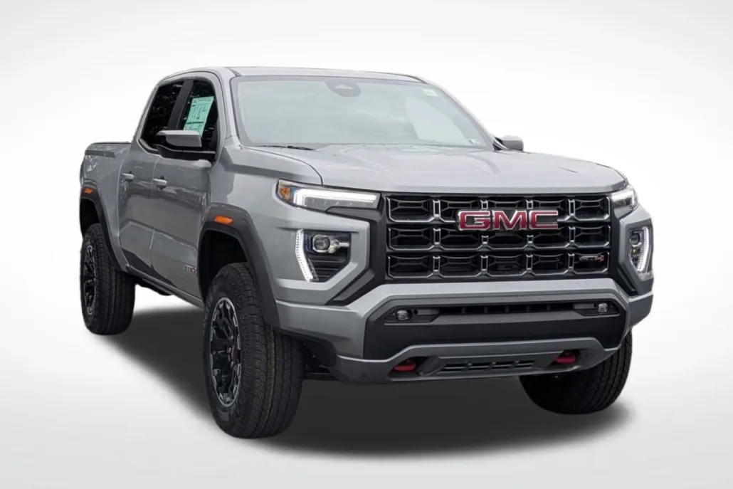 2026 Gmc Canyon AT4 photo 1