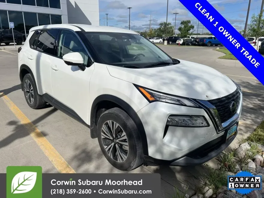 2021 Nissan Rogue SV photo 1