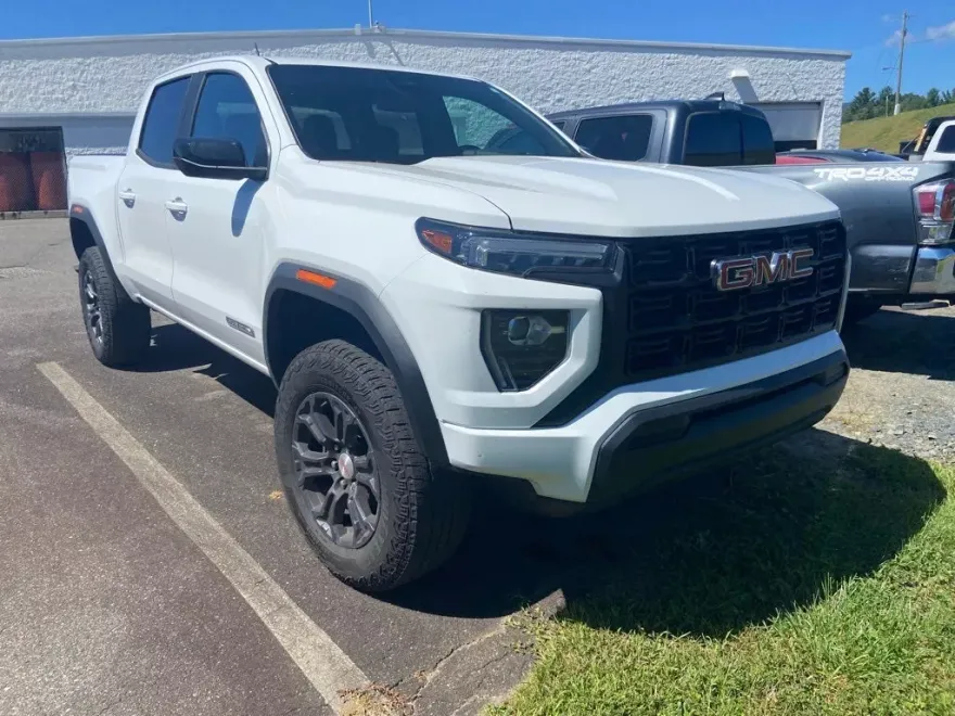 2024 Gmc Canyon Elevation photo 1