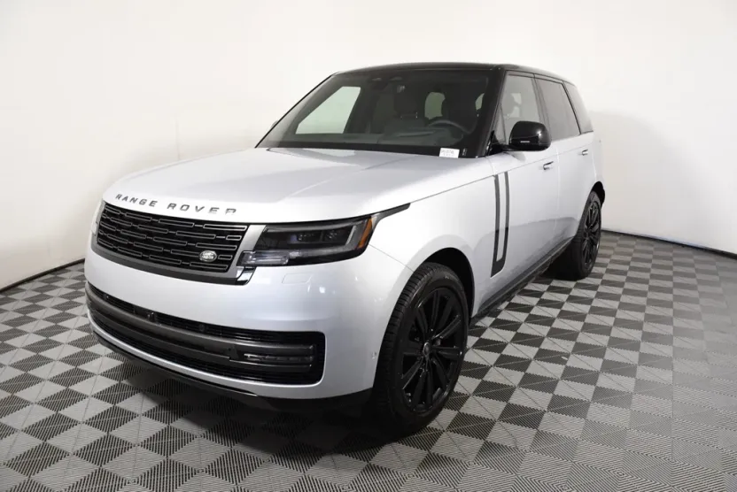2025 Land Rover Range Rover SE photo 1