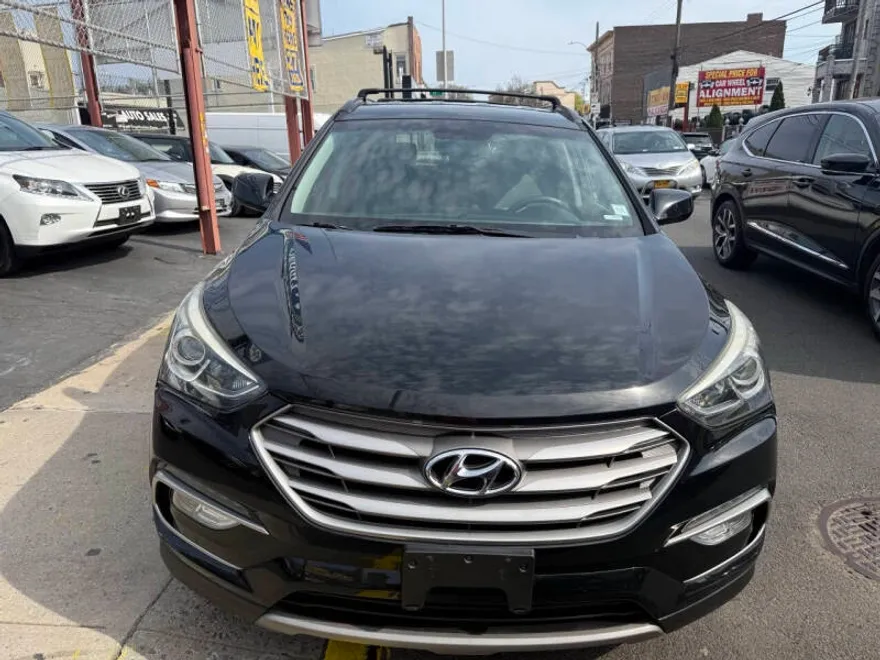 2017 Hyundai Santa Fe Sport photo 1
