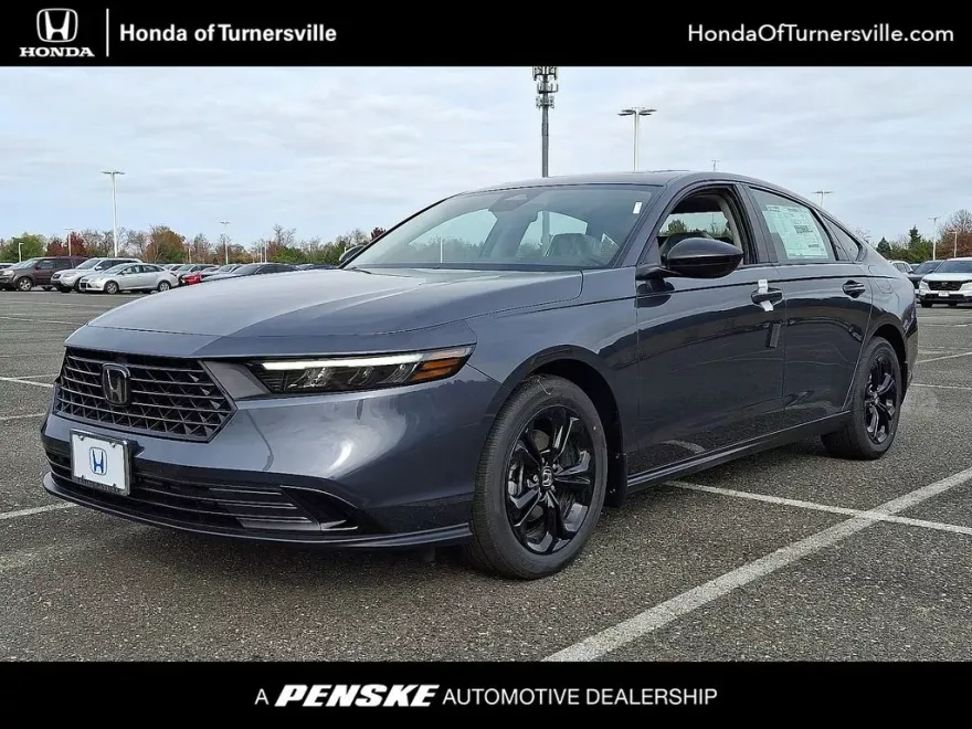 2025 Honda Accord SE photo 1