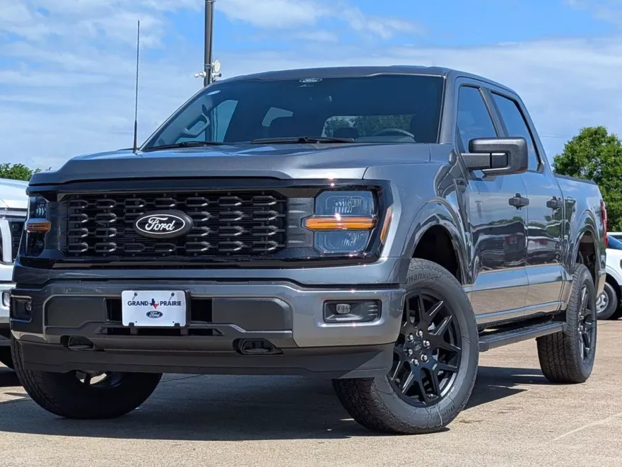 2025 Ford F-150 STX photo 1