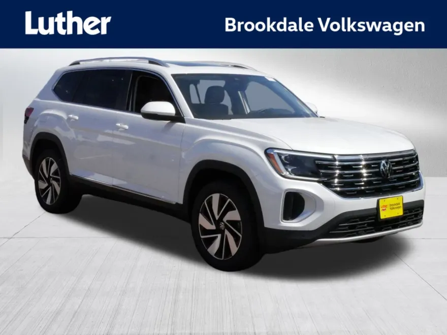 2025 Volkswagen Atlas SEL photo 1
