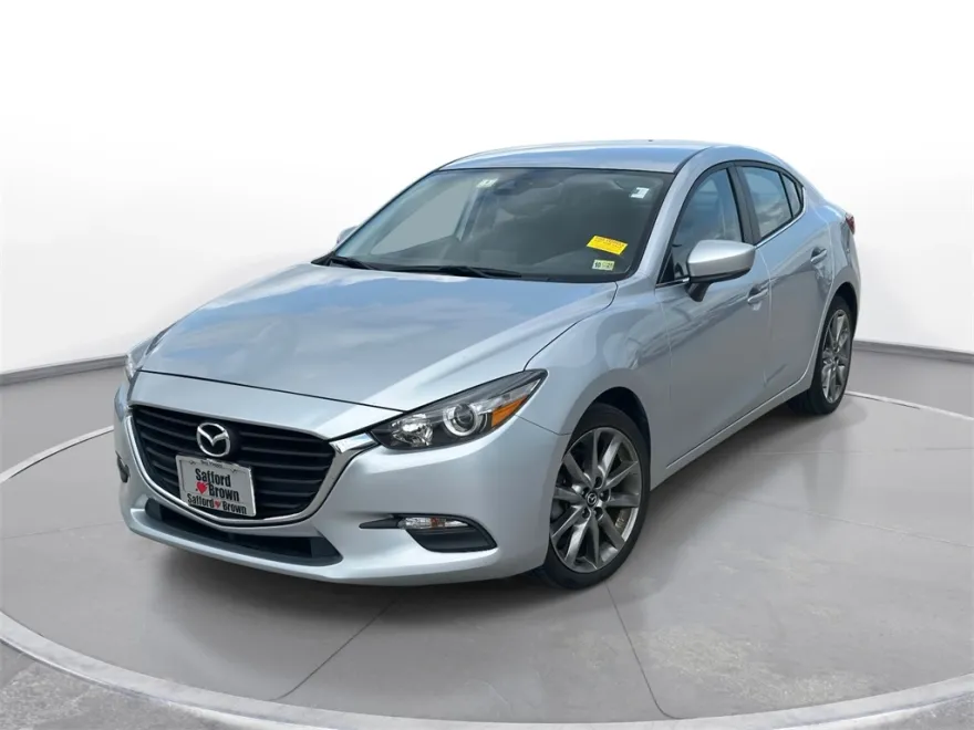 2018 Mazda Mazda3 Touring photo 1