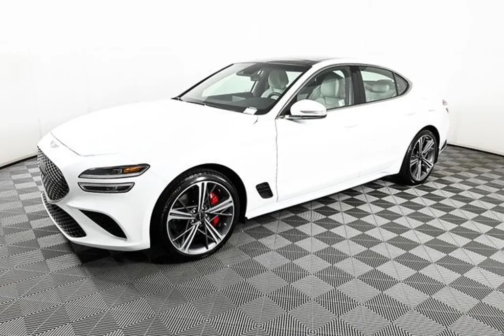 2025 Genesis G70 2.5T Sport Prestige photo 1