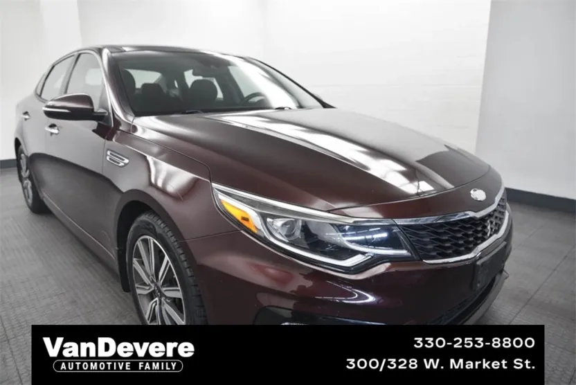 2019 Kia Optima LX photo 1