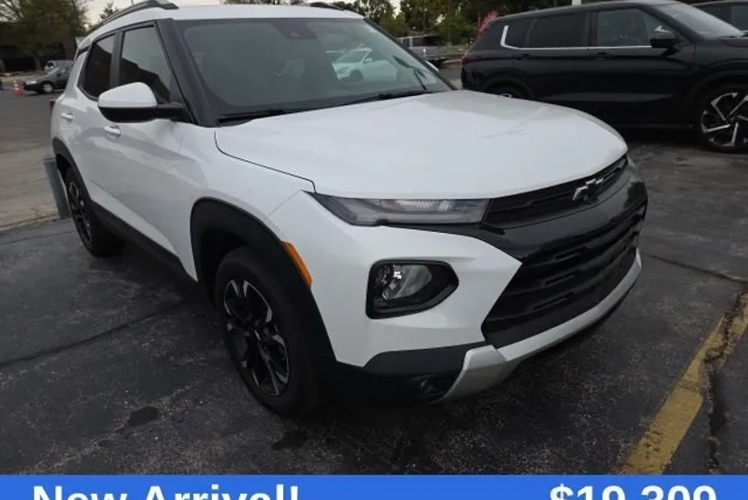 2022 Chevrolet Trailblazer LT photo 1