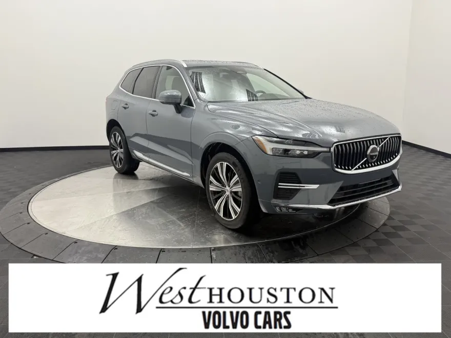 2023 Volvo XC60 B5 Plus photo 1