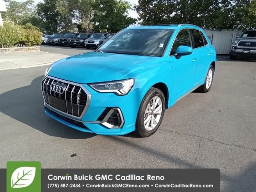 2023 Audi Q3 S line Premium photo 1
