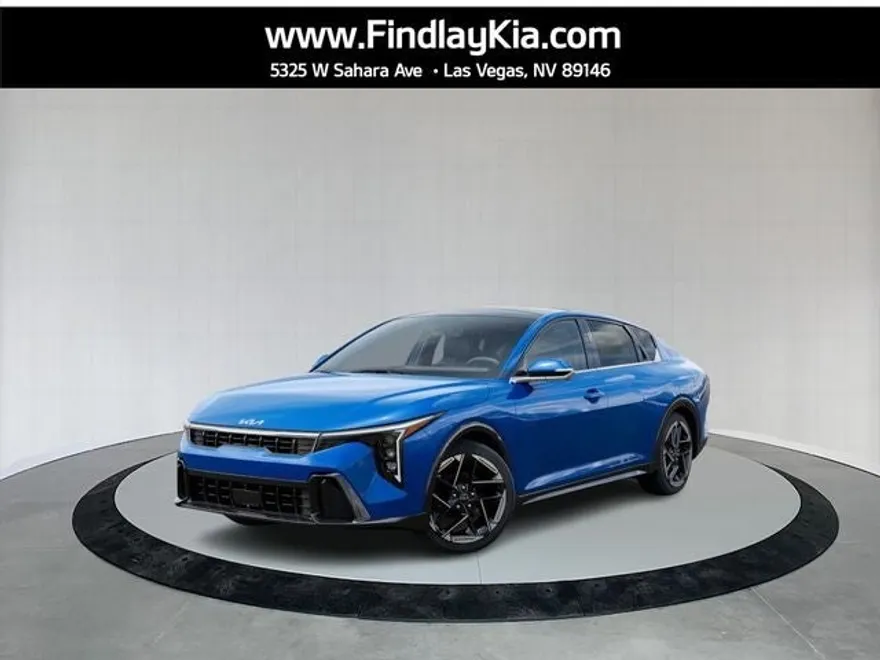 2025 Kia K4 GT-Line photo 1