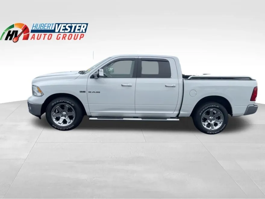 2010 Ram 1500 Laramie photo 1