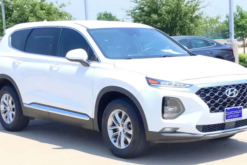 2020 Hyundai Santa Fe SEL photo 1