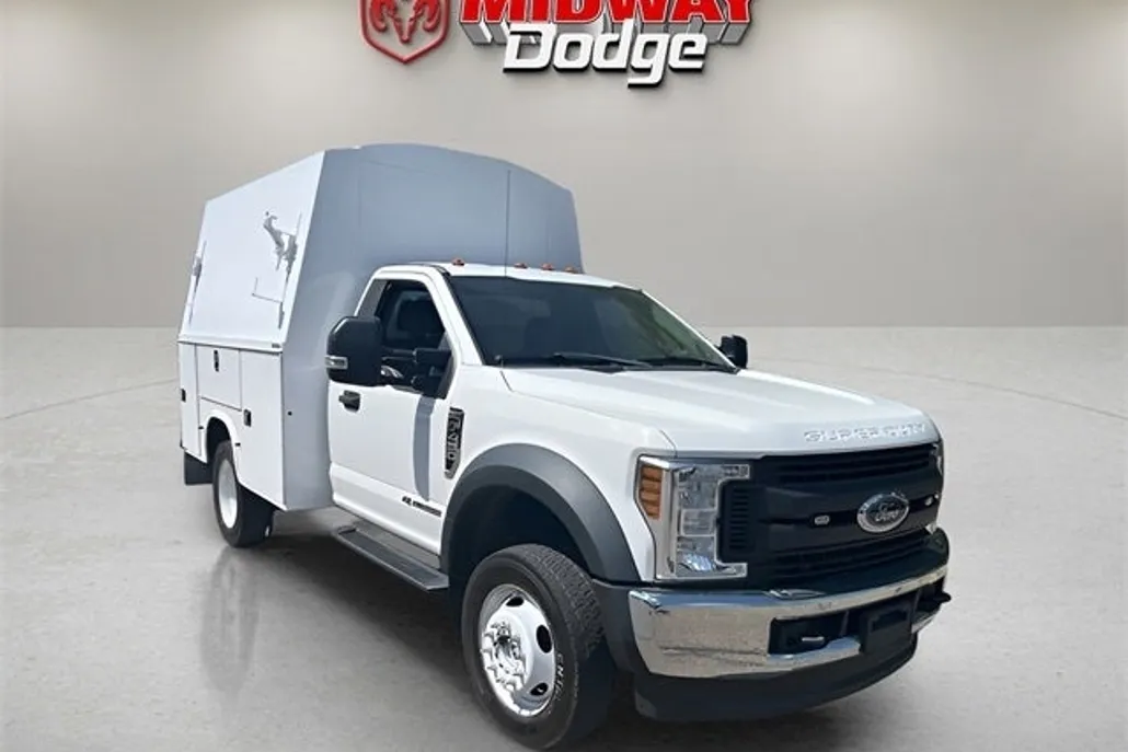 2018 Ford F-450 XL photo 1