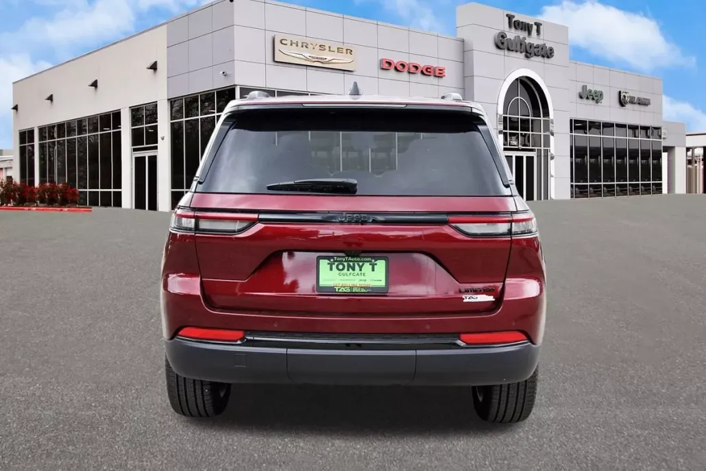 2025 Jeep Grand Cherokee Limited photo 1