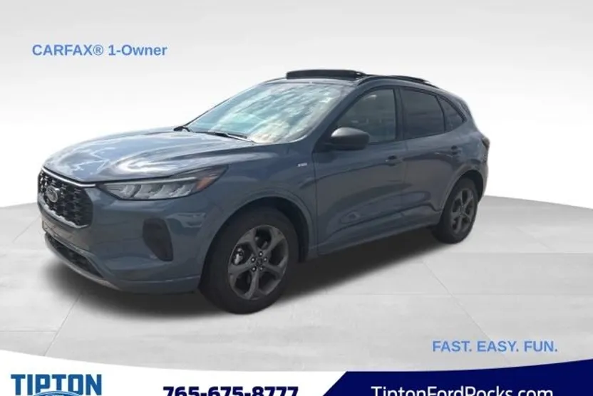 2023 Ford Escape ST-Line photo 1