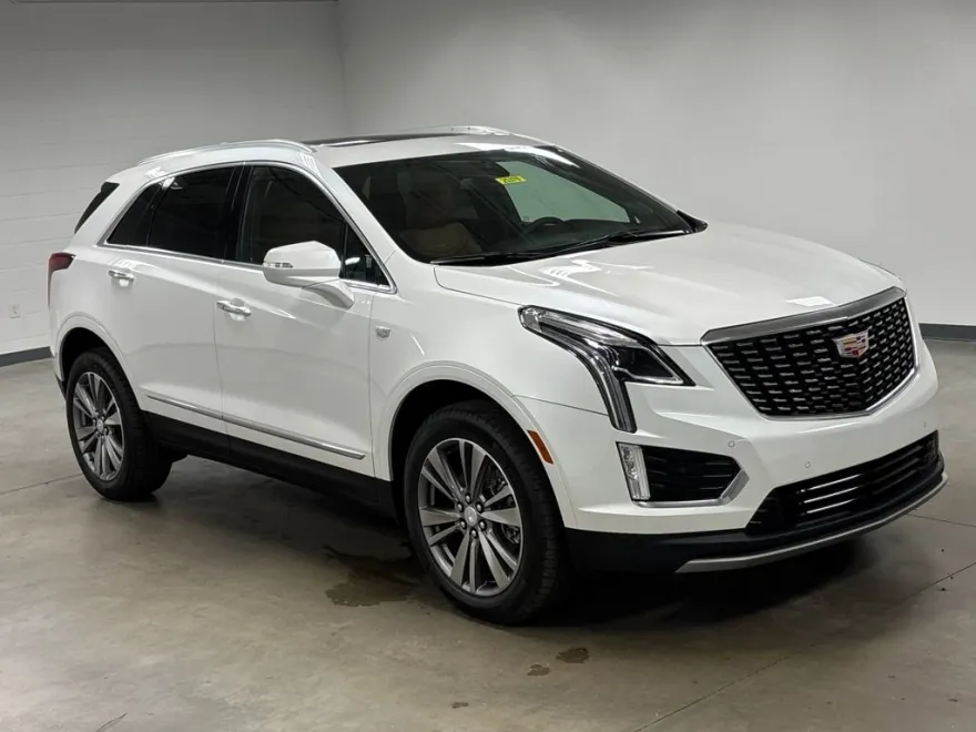 2025 Cadillac XT5 Premium Luxury photo 1