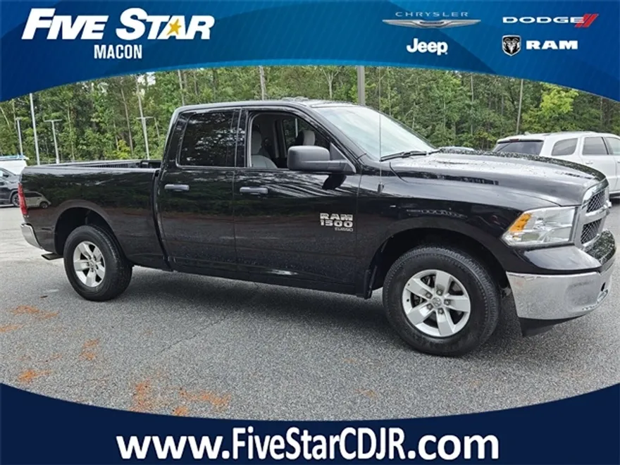 2024 Ram 1500 Classic SLT photo 1