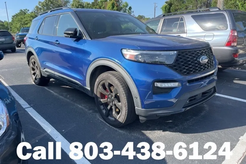 2021 Ford Explorer ST photo 1