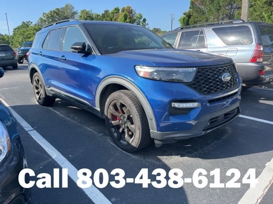 2021 Ford Explorer ST photo 1