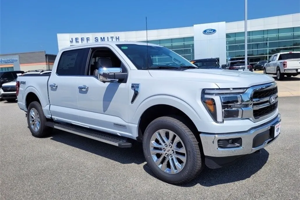 2025 Ford F-150 Lariat photo 1