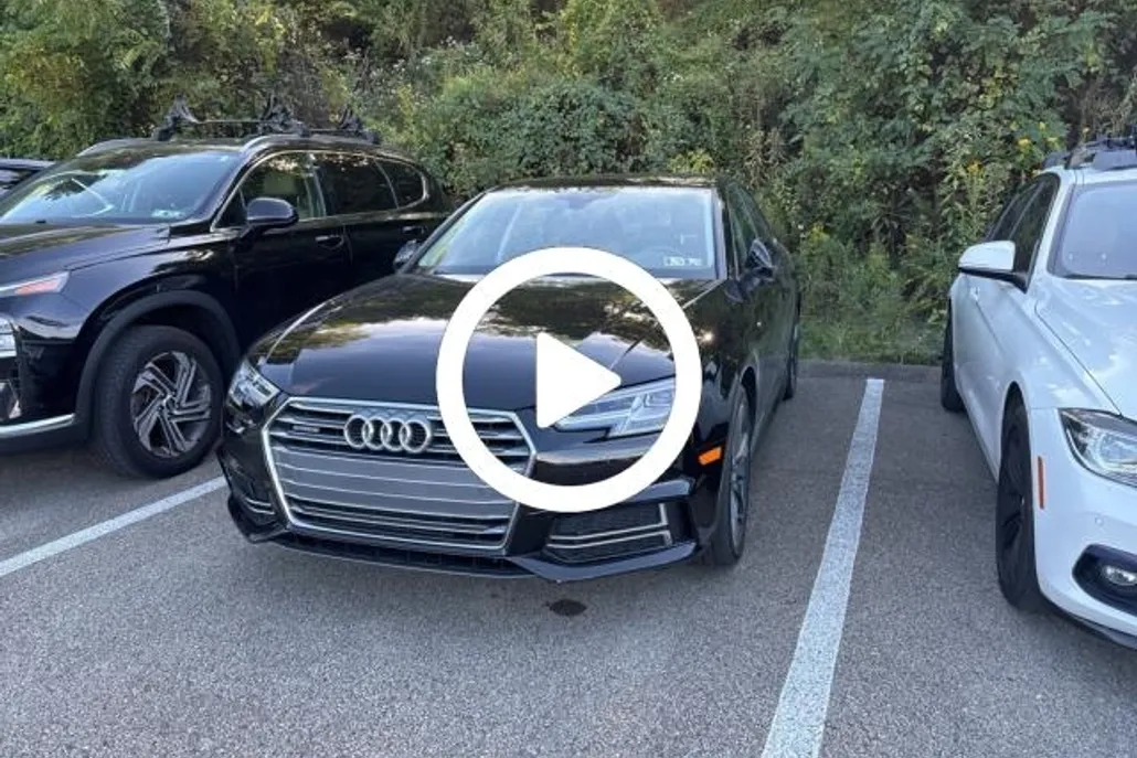 2017 Audi A4 2.0T Premium Plus Quattro photo 1
