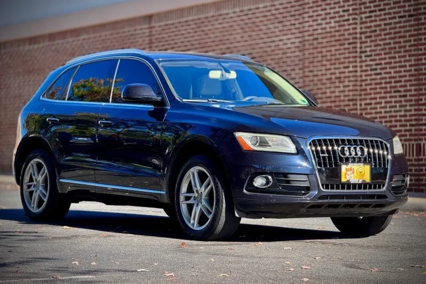 2017 Audi Q5 2.0T Premium photo 1