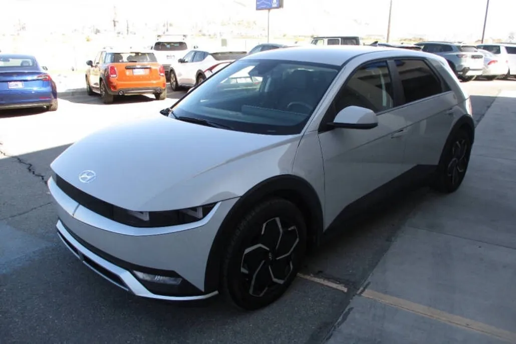 2023 Hyundai Ioniq 5 SEL photo 1