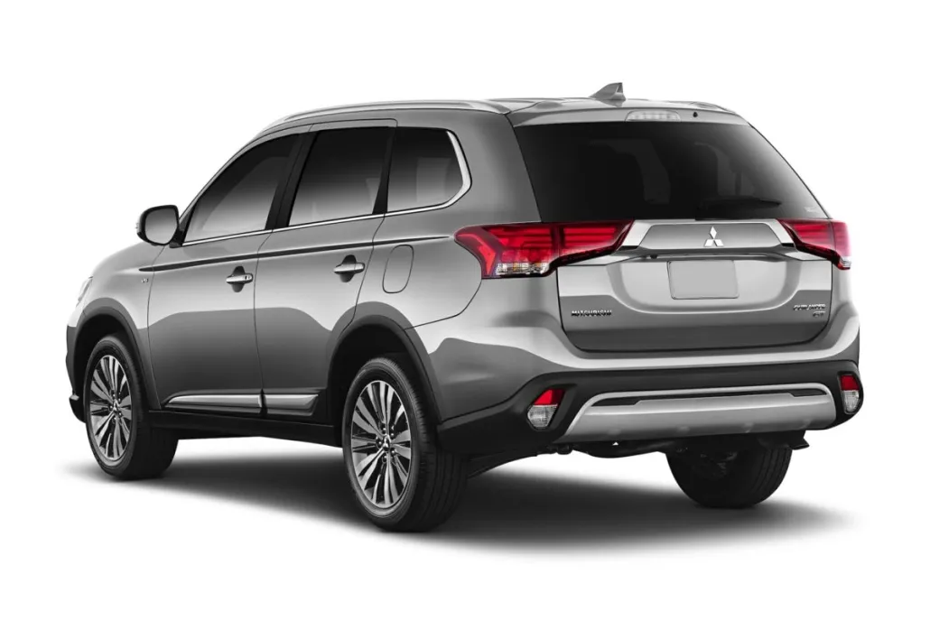 2020 Mitsubishi Outlander ES photo 1