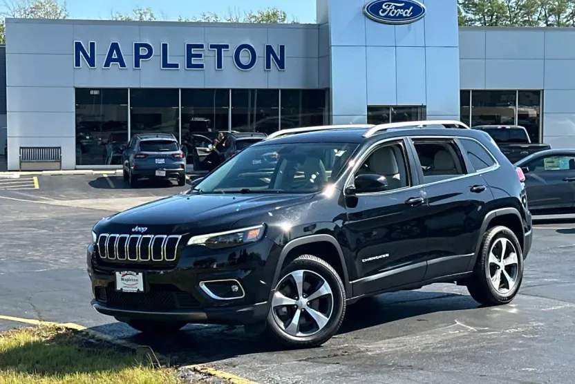 2019 Jeep Cherokee Limited photo 1