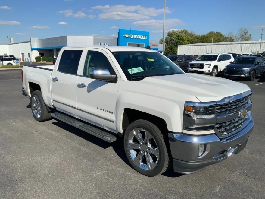 2018 Chevrolet Silverado 1500 LTZ photo 1