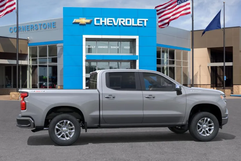 2026 Chevrolet Silverado 1500 LT photo 1