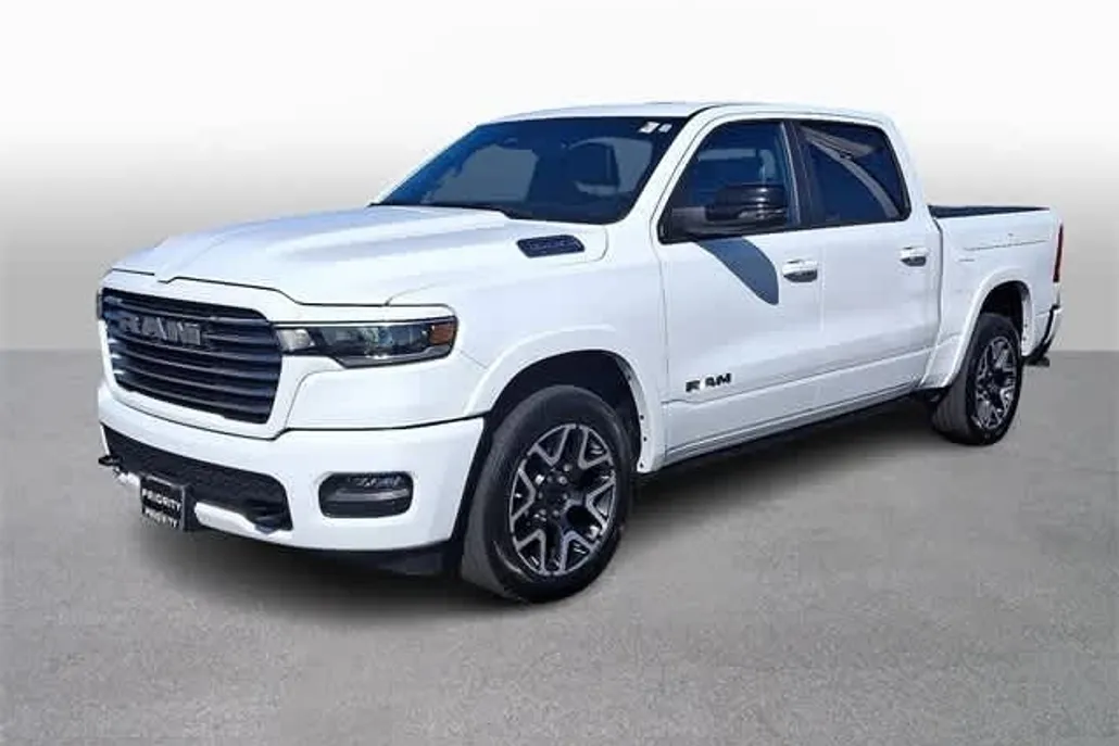 2025 Ram 1500 Laramie photo 1