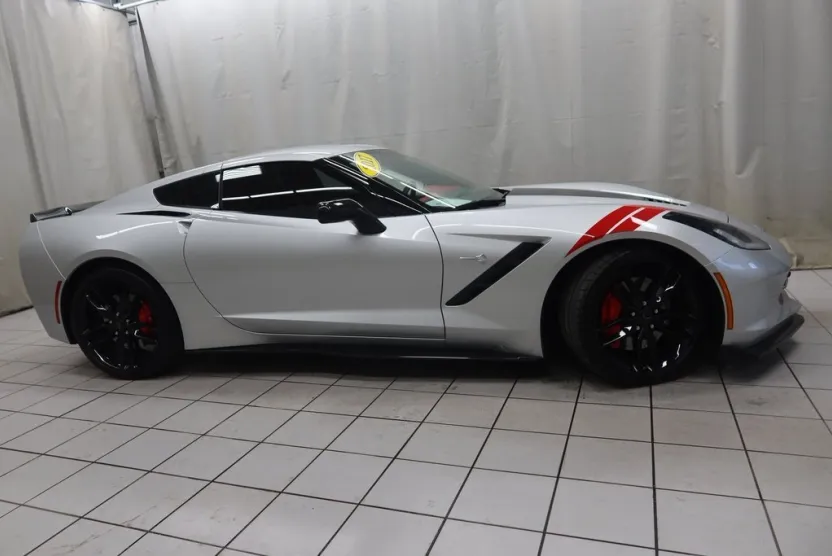 2017 Chevrolet Corvette Stingray Z51 3LT photo 1